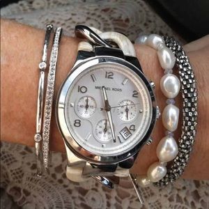 Michael Kors Runway Twist Watch